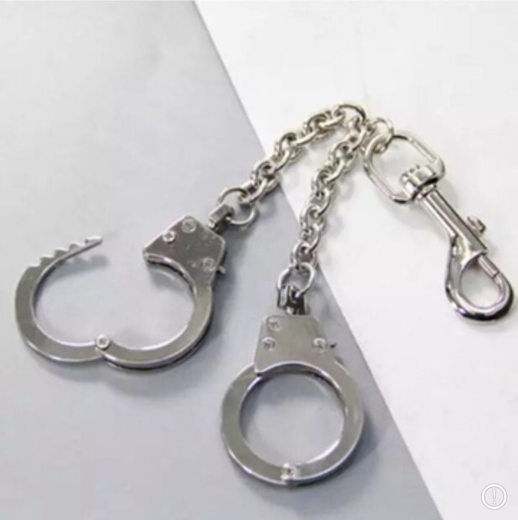 Handcuffs Key Chain Handcuffs keychain – COLDLINE CLOTHING